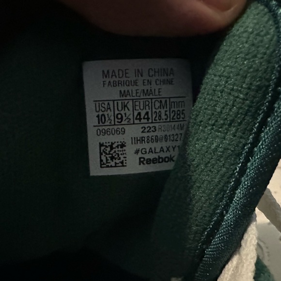 reebok comfort shoe, brand new with replacement box - Picture 5 of 6